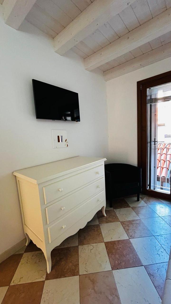 Ferienwohnung Palazzo Giacchina Sottomarina Exterior foto